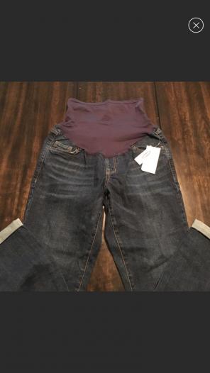 Old Navy Maternity Capris