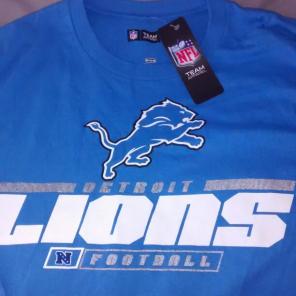 Brand new with tags size M long sleeves