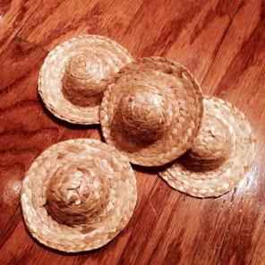 Set of 4 Miniature Straw Hats