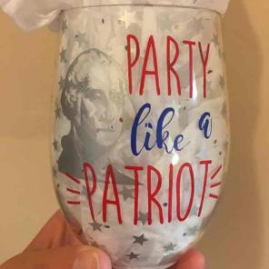 4th of July Wine Glass