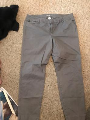 Old Navy Pixie Pant