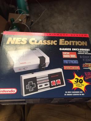 Nes Classic Console New + Extras