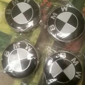 Bmw 68mm black white center cap
