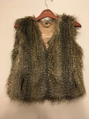 Women’s Express Vest Size Small