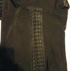 Waist trainer