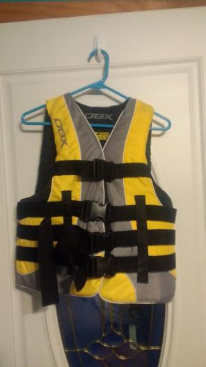 Adult small medium life vest ski jacket