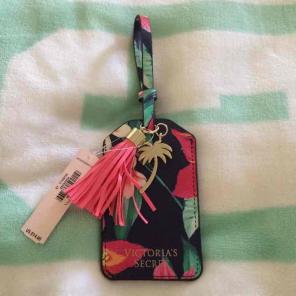 VS floral luggage tag