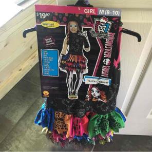 Girls costume