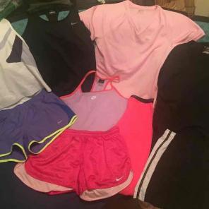 Nike Workout Clothes lot size MED.