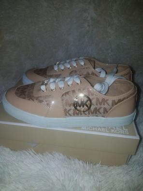 Michael Kors sneakers size 4 kids