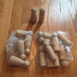 Wooden Peg People Figurines Dolls Crafts