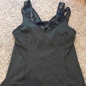 Lululemon hunter green tank