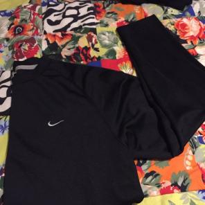 NIKE M