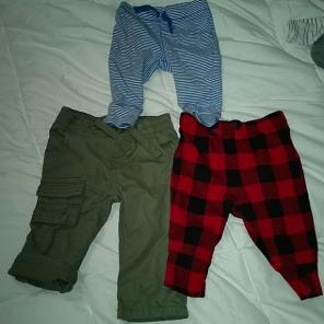 Size 0-3 months leggings/ pants bundle