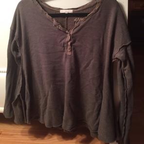 NWOT Army Green Henley