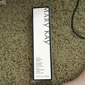 Oil Free Eye Makeup Remover