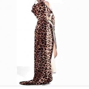 NIB VS PINK CHEETAH SHERPA BLANKET