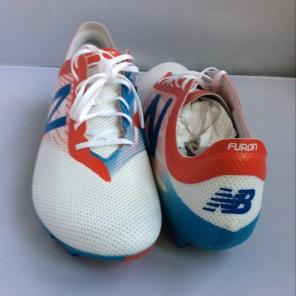 Men's New Balance Soccer Cleats 10.5 NEW