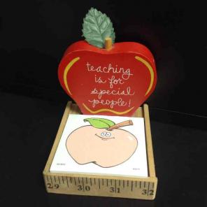 TEACHER'S POST-IT NOTE HOLDER