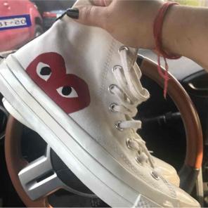 Comme de garçon converse