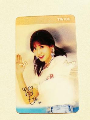 Twice Momo Signature Transparent Card