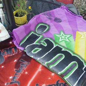 Jamfest cheer blankets