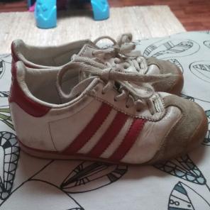 Adidas vintage sneakers sz 7.5 toddler