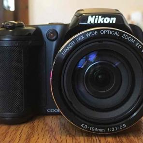 Nikon Coolpix L330 with accessories