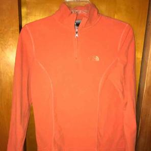Northface small womens TK100 pullover