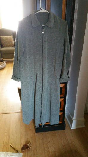 Karen Neuburger Small Robe Green