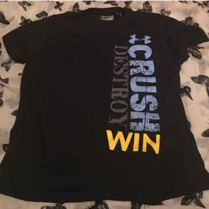Boys large under armour tshirt