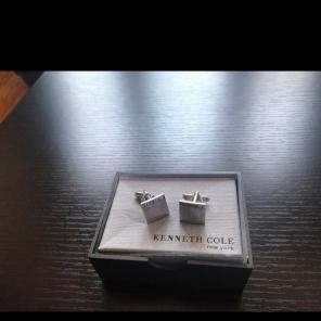 Kenneth Cole Cuff links
