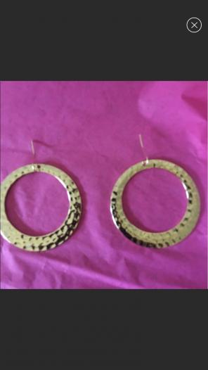 CLEARANCE NWT “NATASHA”EARRING