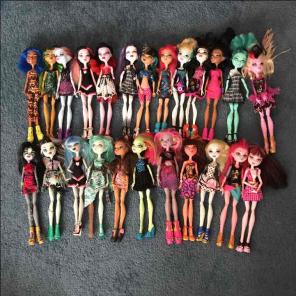 Monster High Doll set