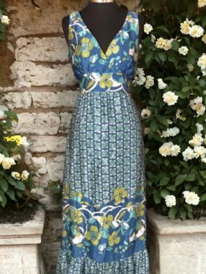 Silk 1060 Sherman Dress, Size Small