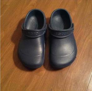 Navy Blue Crocs M(4) W(6)