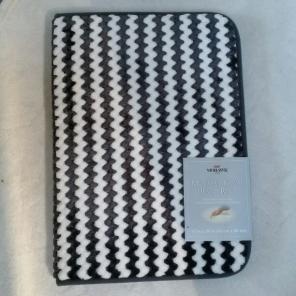Chevron Memory Foam Bath Mat
