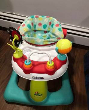 Baby Walker Unisex Kolcraft