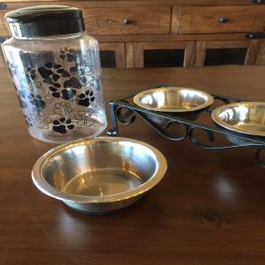 Small Dog Eating Set