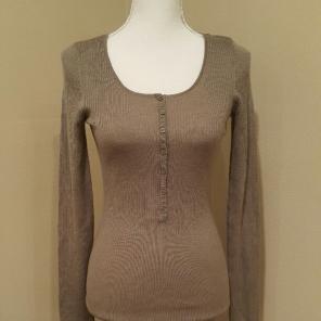 New H&M ribbed sweater size 36