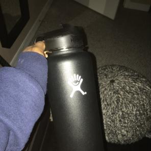 black 40 oz hydroflask