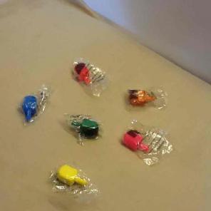 6 Dreidels in the package