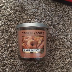 Yankee Candle Sugar And Spice Candle
