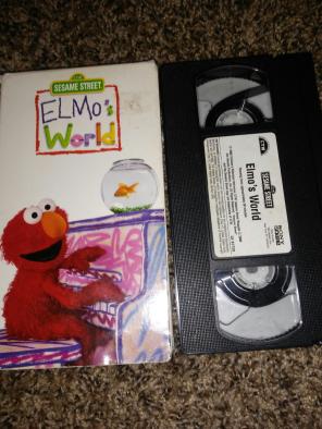 SESAME STREET: Elmo's World (VHS)