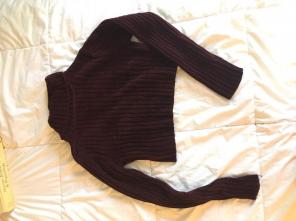 Vintage Maroon Turtle Neck Crop Sweater