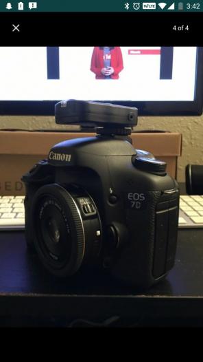 Canon 7D DSLR camera