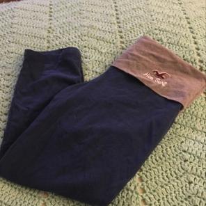 Hollister Yoga Capris