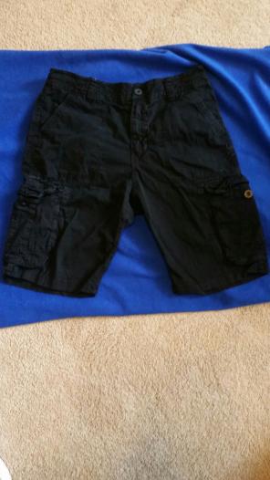 Men's Cargo Shorts sz 32