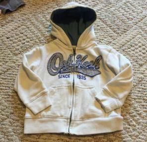 Oshkosh 2T boys hoodie sweater