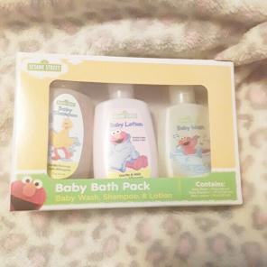 Baby Bath Pack, Shampoo, lotion, wash!